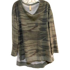 Altar’d State Camouflage Oversized Top Size M